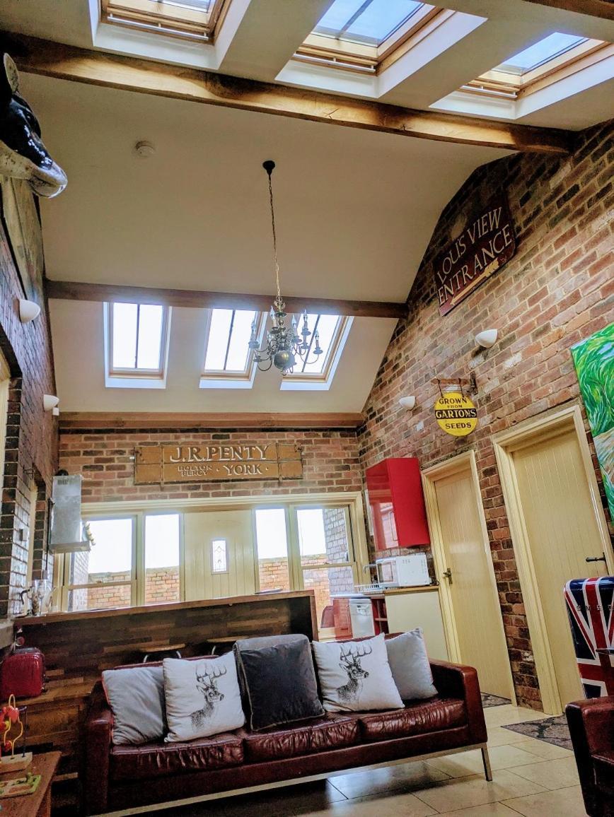 The Annex At Oliver Farm York Extérieur photo